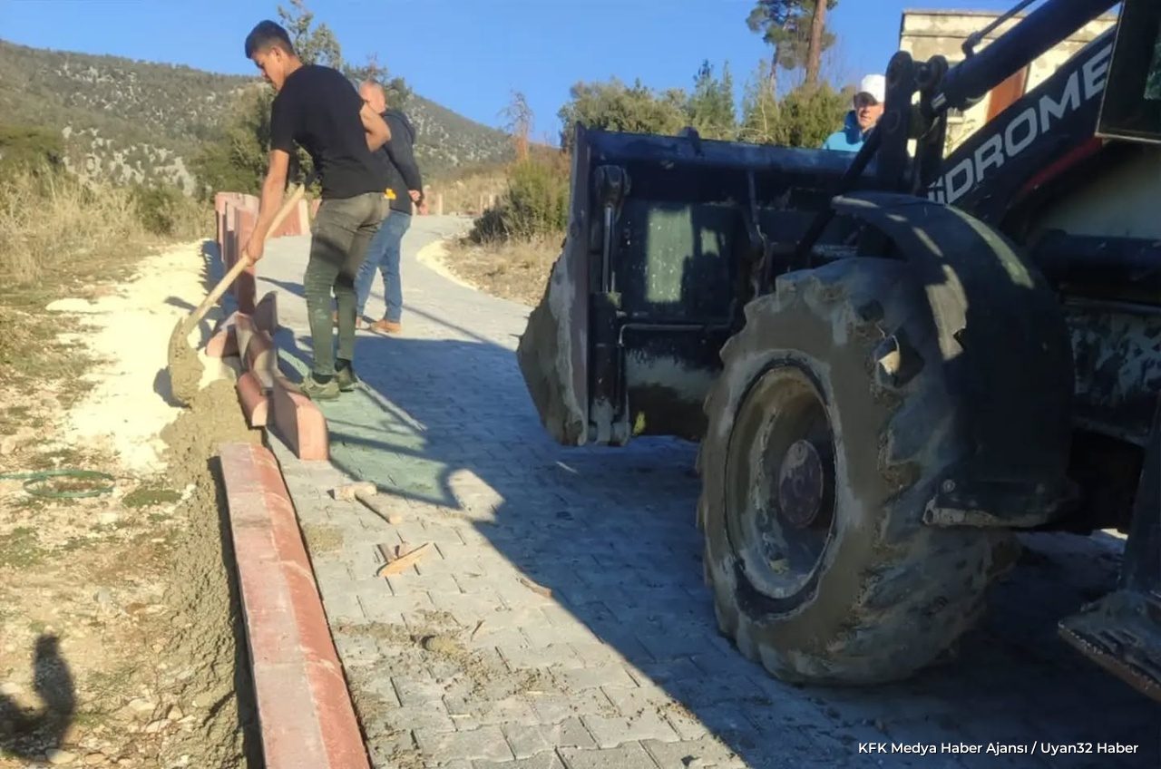 Isparta Köylerinde Kilit Parke Taşı ve Yol Onarım Çalışması - Detay 7
