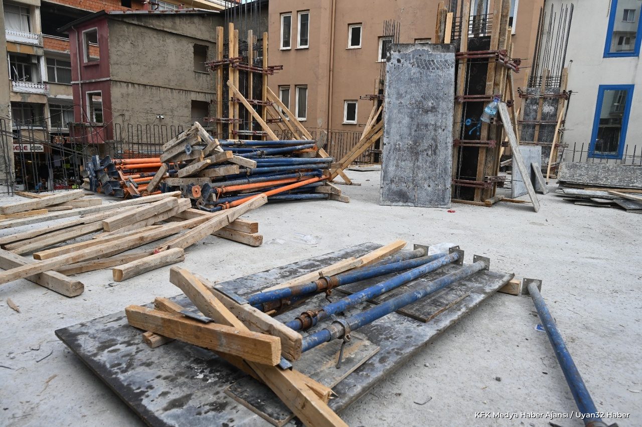 Isparta Mimar Sinan Katlı Otopark İnşaatı Hızla Yükseliyor - Detay 2