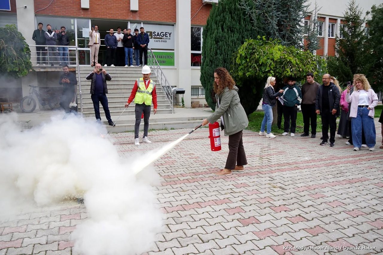 Isparta Orman Fakültesi'nde Yangın Söndürme Tatbikatı Yapıldı