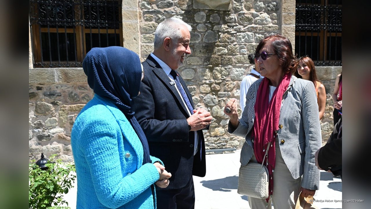 Isparta Uluslararası Gül Festivali
