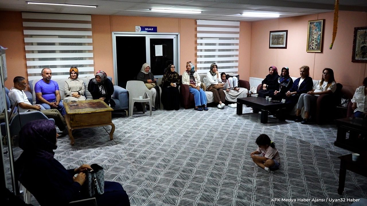 Isparta UYUMDER'den Duygulandıran Proje: "Anne Eli" Yemeği - Detay 4