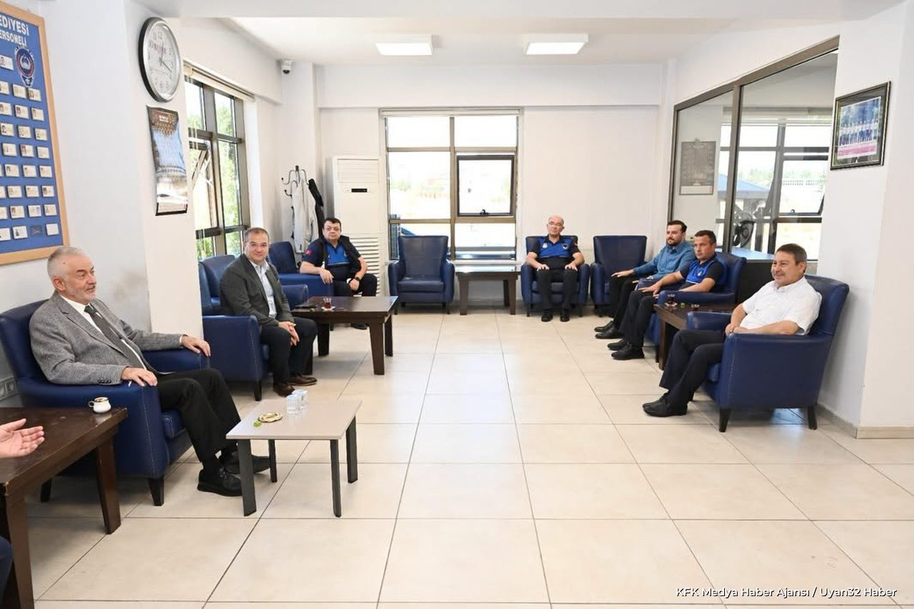 Isparta Zabıta Müdürlüğünde Terfi Töreni: Rütbesi Takıldı - Detay 4