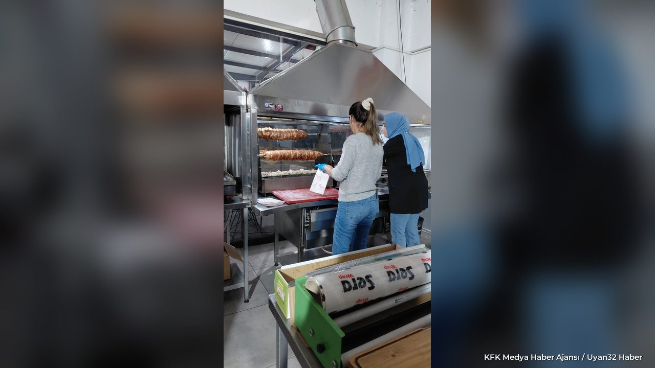 Ispartalı İki Kız Kardeşin Sokak Lezzetlerindeki Başarı Hikayesi - Detay 2