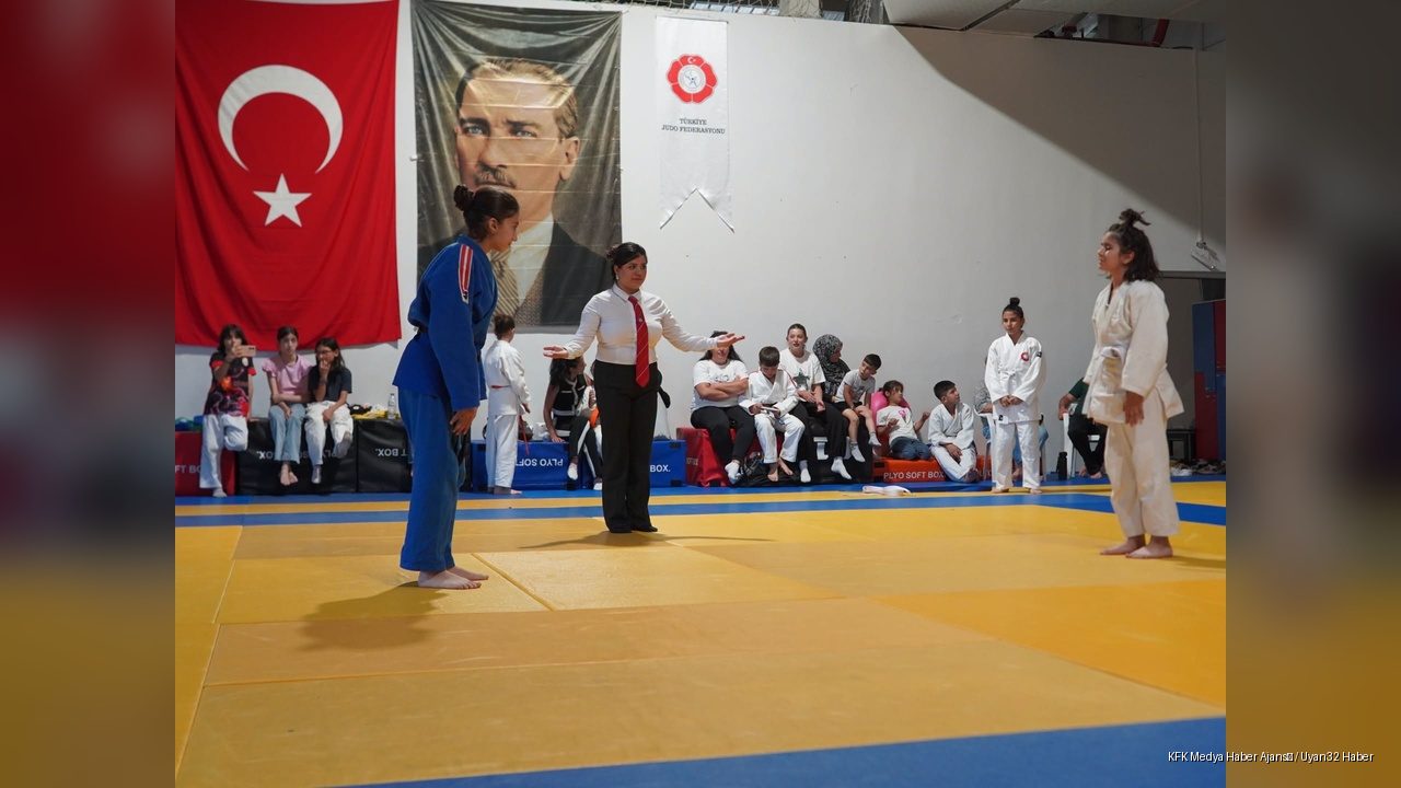 Ispartalı Judocular Türkiye Şampiyonası İçin Tokat Yolcusu