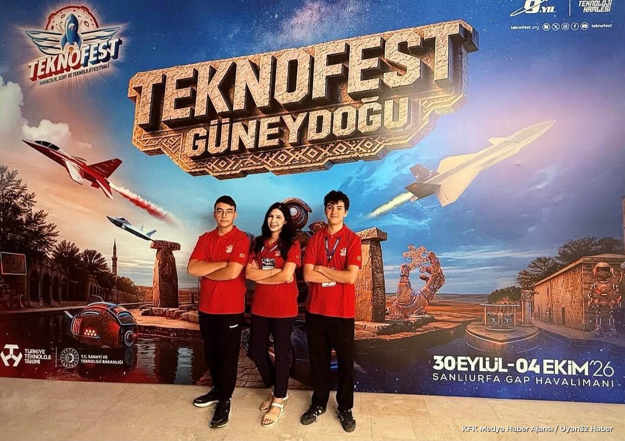 Ispartalı Öğrenciler TEKNOFEST'te Selçuk Bayraktar ile Buluştu - Detay 5