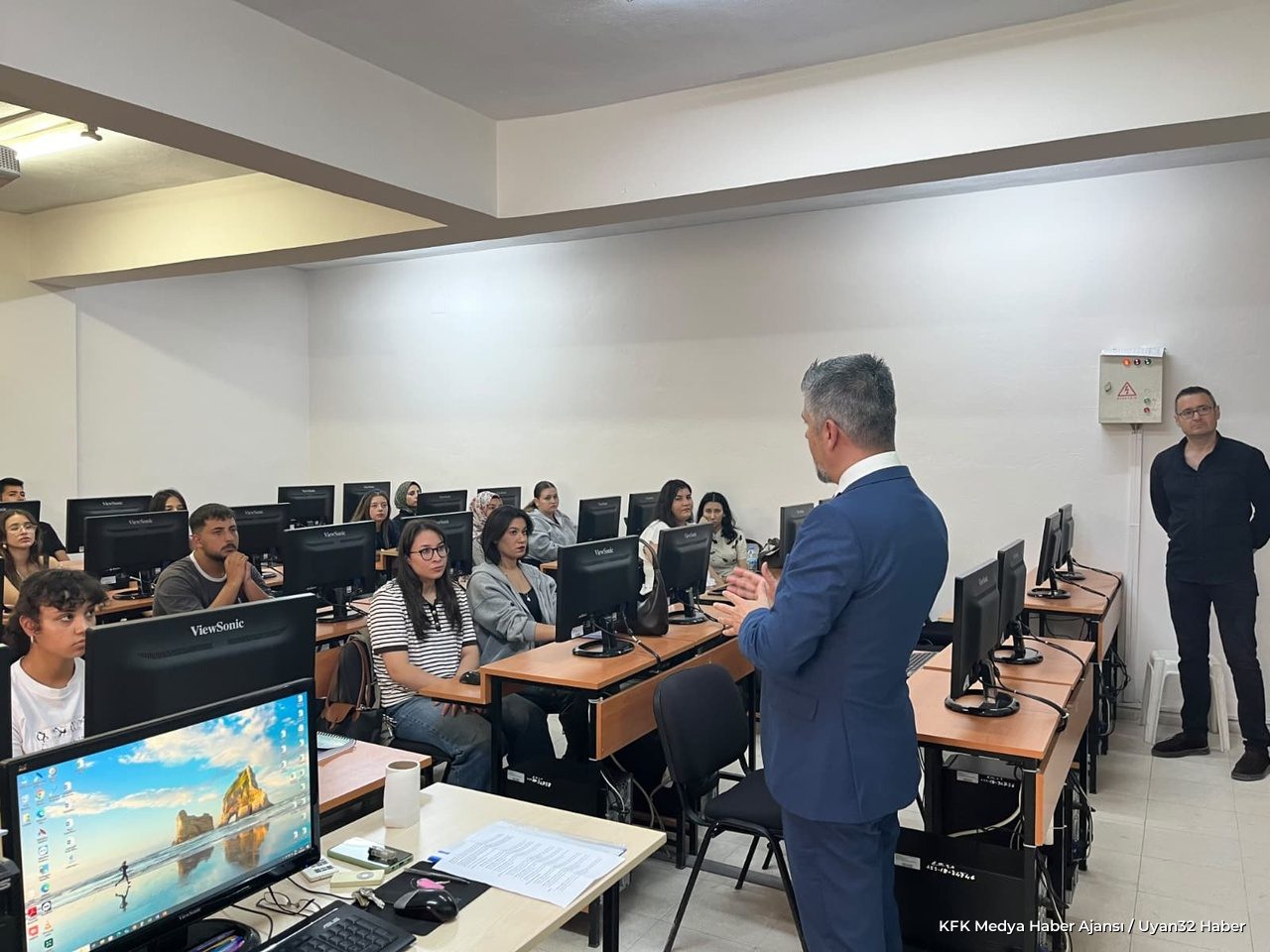 ISUBÜ Rektörü Yılmaz Çatal Eğirdir MYO Öğrencileriyle Buluştu - Detay 6