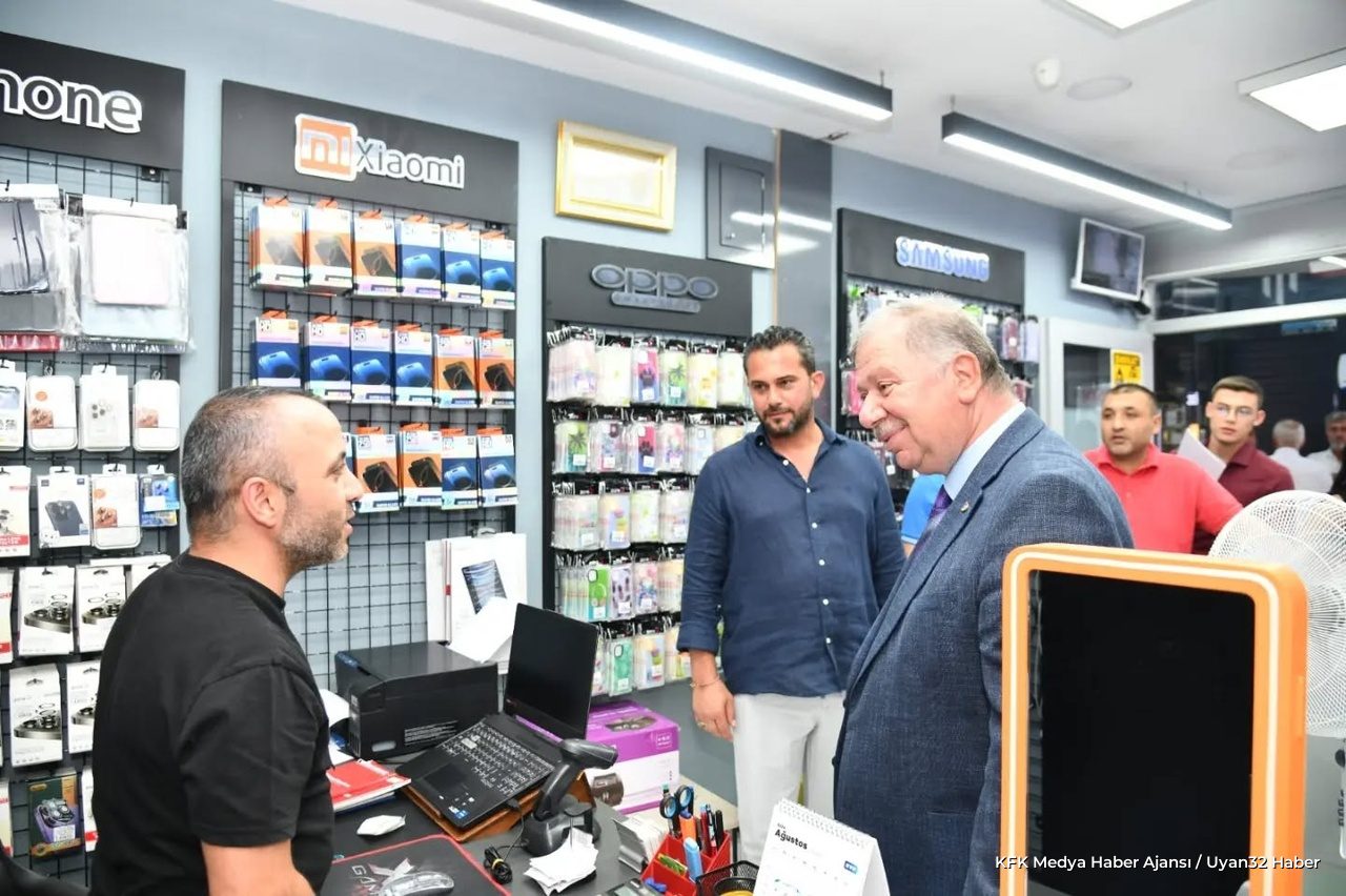 Metin Çelik Esnafa Destek Ziyaretinde