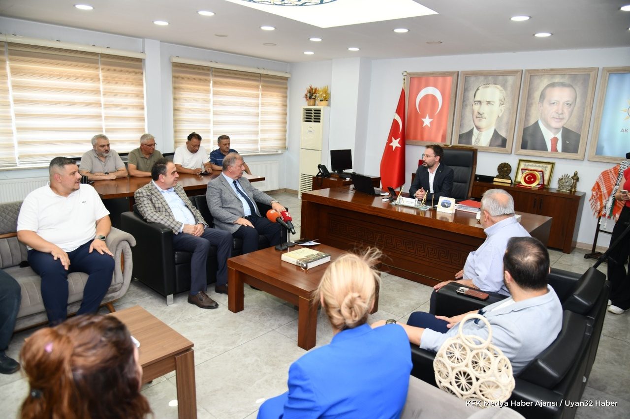 ITSO Seçimleri Öncesi Metin Çelik'ten AK Parti'ye Ziyaret