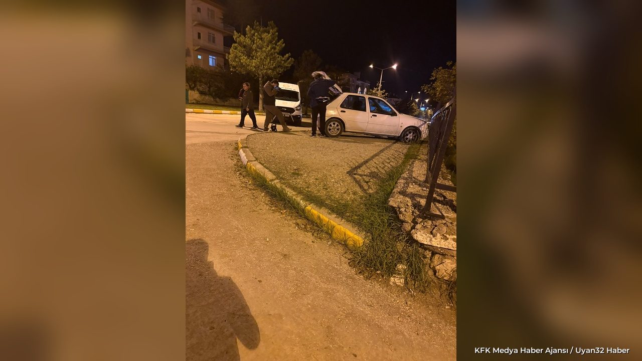 Kavşakta Feci Kaza: 1’i Ağır 3 Yaralı - Detay 2