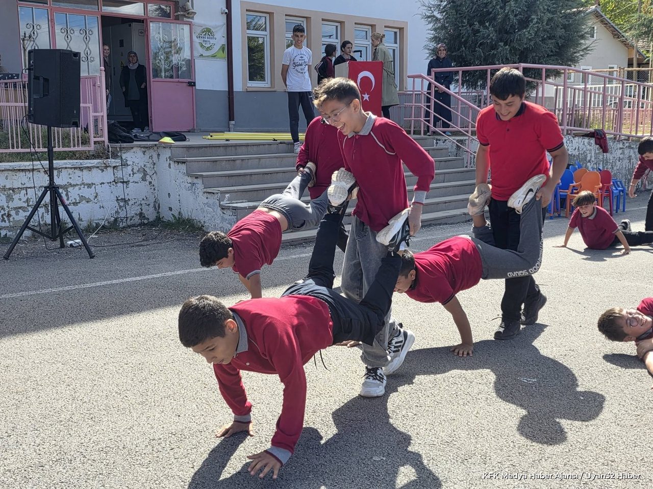 Kaymakam Ayık Öğrencilerin Heyecanına Ortak Oldu
