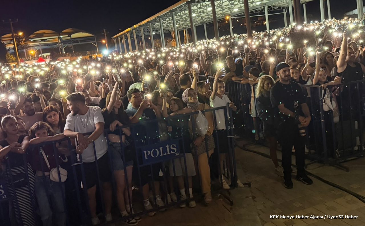 Keçiborlu Gül Ve Lavanta Hasat Sonu Festivali Coşkusu Sürüyor