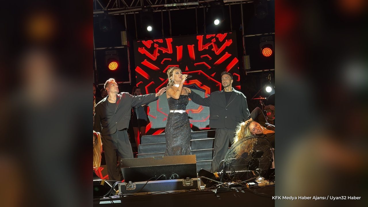 Keçiborlu Gül Ve Lavanta Hasat Sonu Festivali Coşkusu Sürüyor