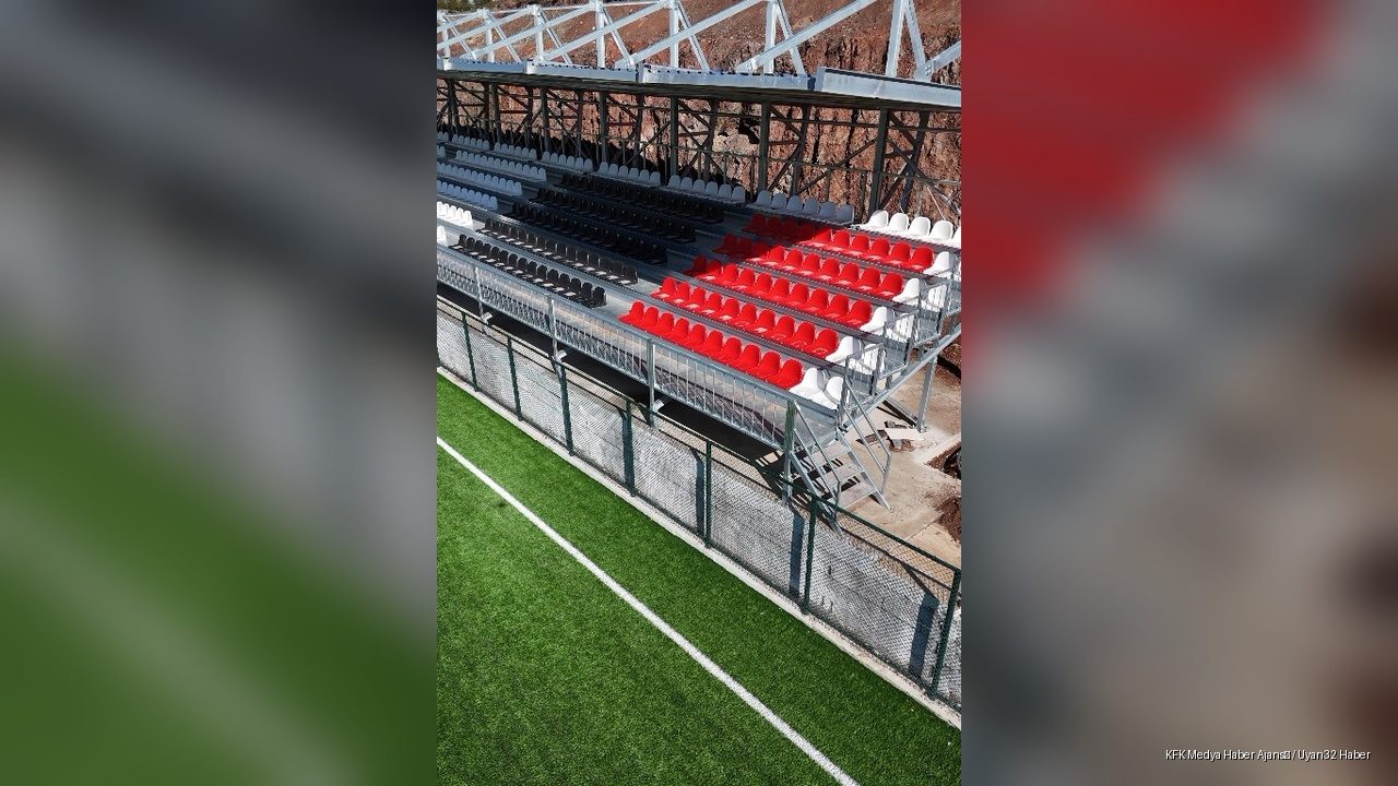 Keçiborlu Stadyumu Yeni Sezona Hazırlanıyor: Zemin Baştan Yenileniyor