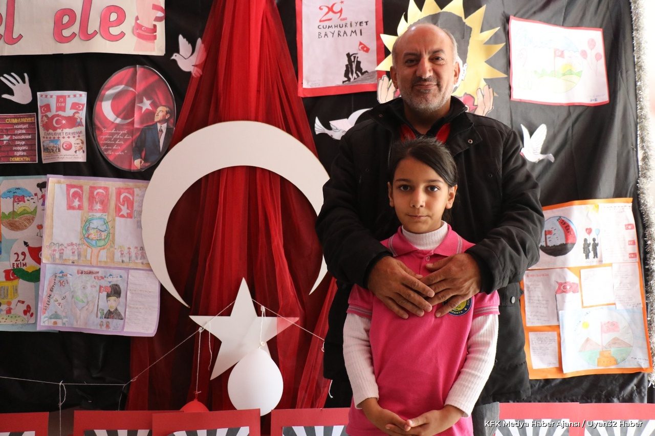 Kfk Ajans Minik Rümeysa’nın Bayrak Sevgisini Gündeme Taşıdı - Detay 3