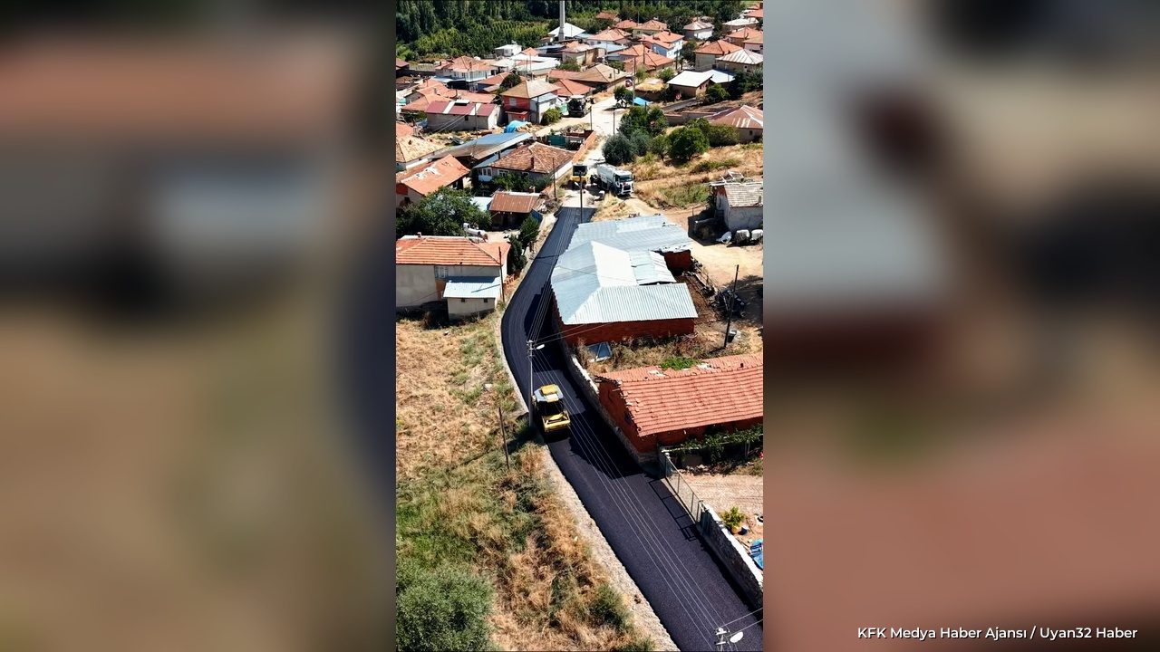 Kıyakdede Köyü’nde Yol Sevinci Sıcak Asfalt Serildi