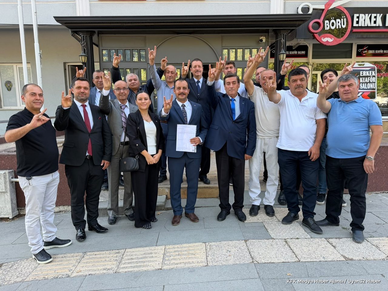 MHP Isparta Merkez İlçe Başkanı R. Murat Gören Mazbatasını Aldı