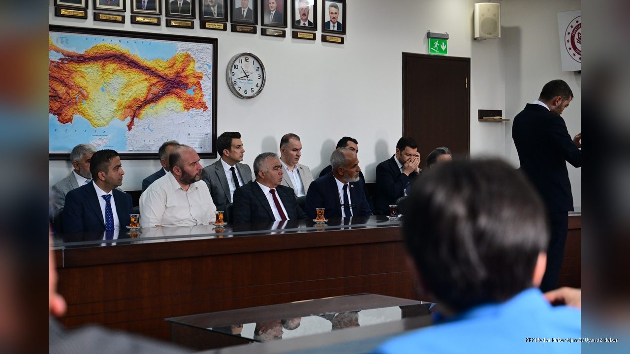 MHP Isparta Teşkilatından Vali Erin