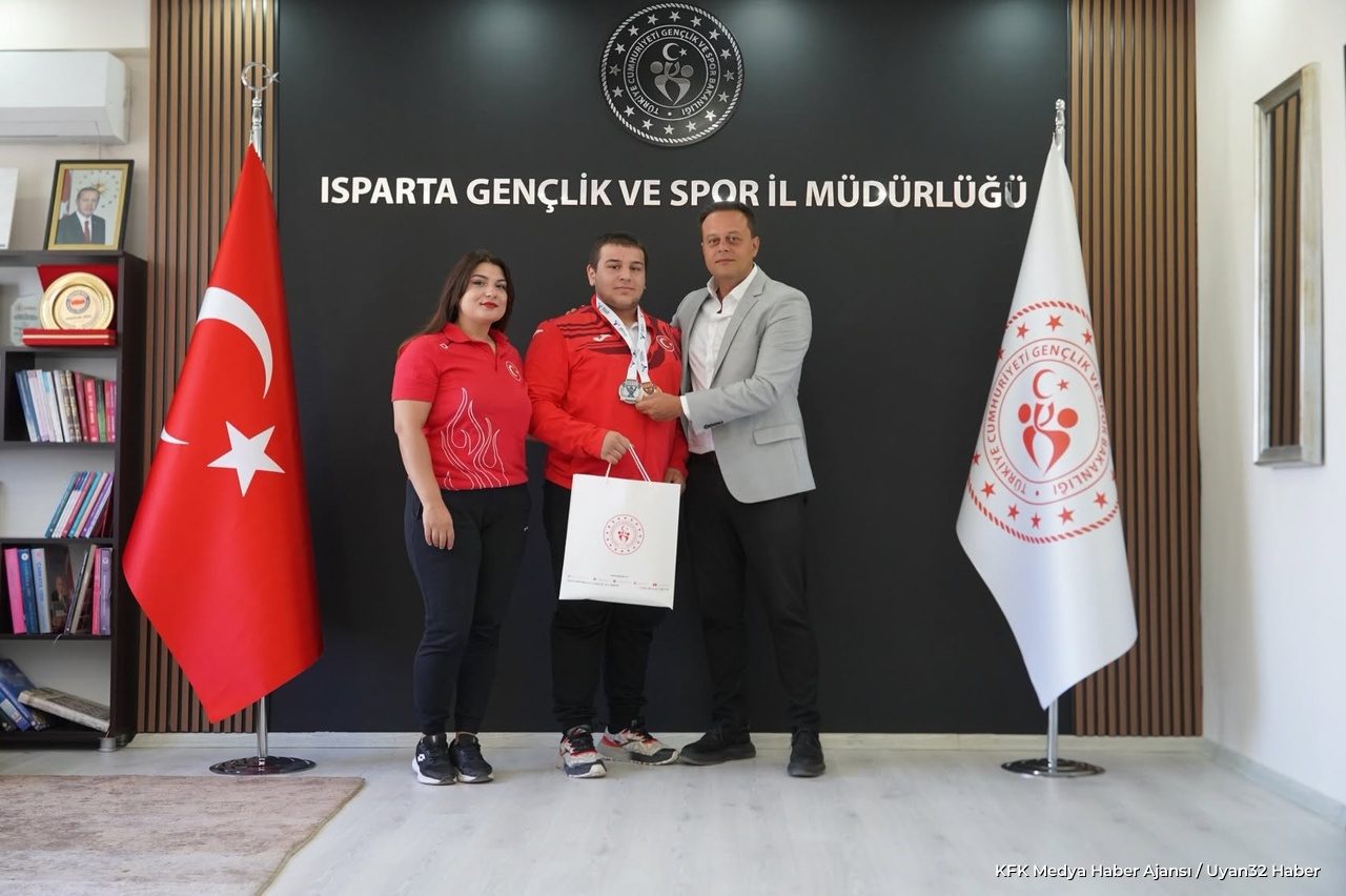 Milli Halterci Akbulut Müdür Kaya