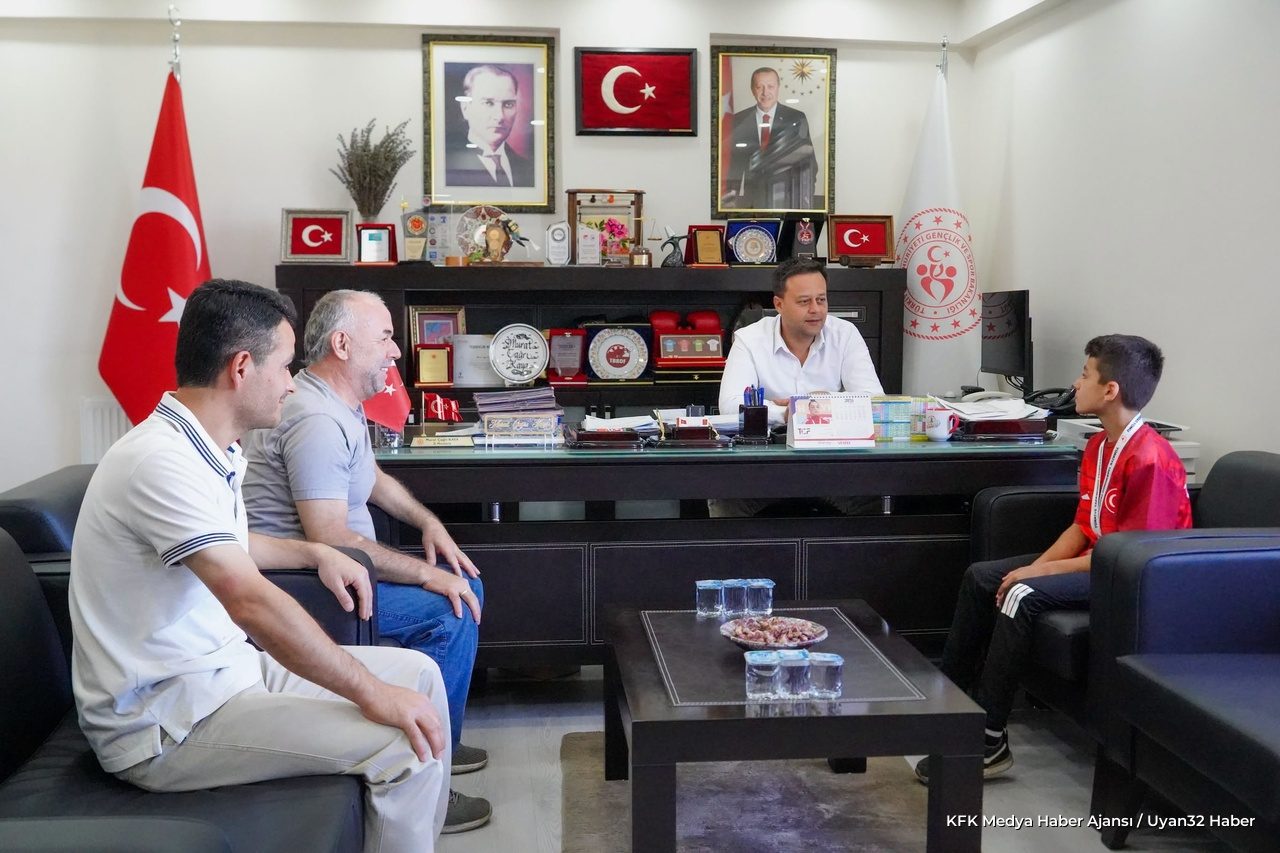Minik Tekvandocu Abdullah Yusuf Önder Türkiye Üçüncüsü Oldu