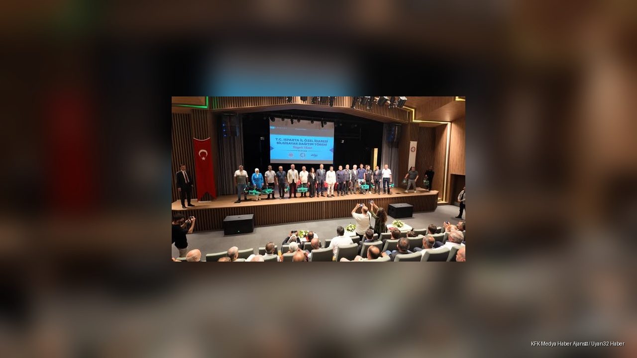 Muhtarlar Dijital Güç Kazandı! Bilgisayarlar Teslim Edildi