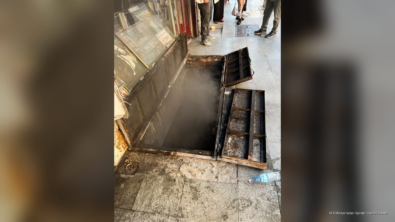 Plastik Depoda Çıkan Yangın Korku Dolu Anlar Yaşattı