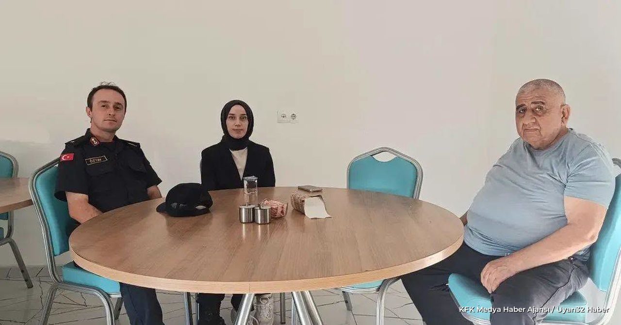 Büyüklerle Anlamlı Akşam Yemeği