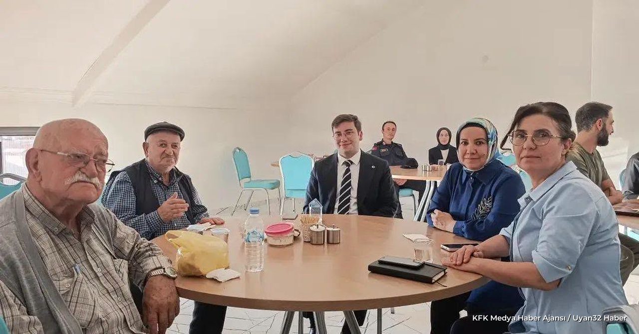 Büyüklerle Anlamlı Akşam Yemeği