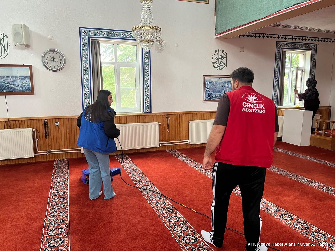 Şarkikaraağaç’ta Öğrencilere Toplumsal Sorumluluk Bilinci Aşılanıyor - Detay 3