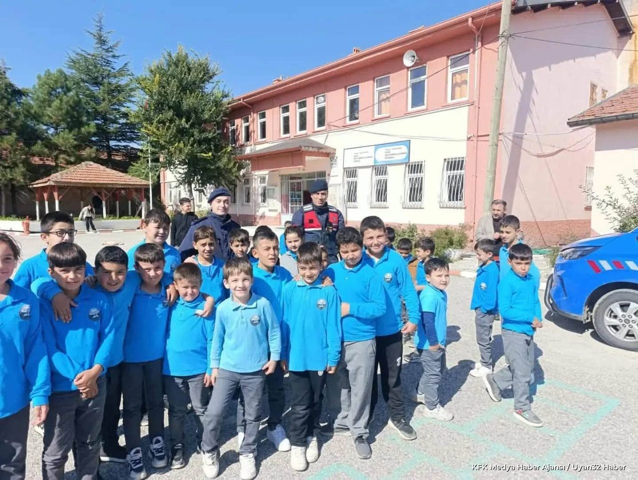 Şarkikaraağaç'ta Okul ve Yaşam Alanlarında Sıkı Denetim