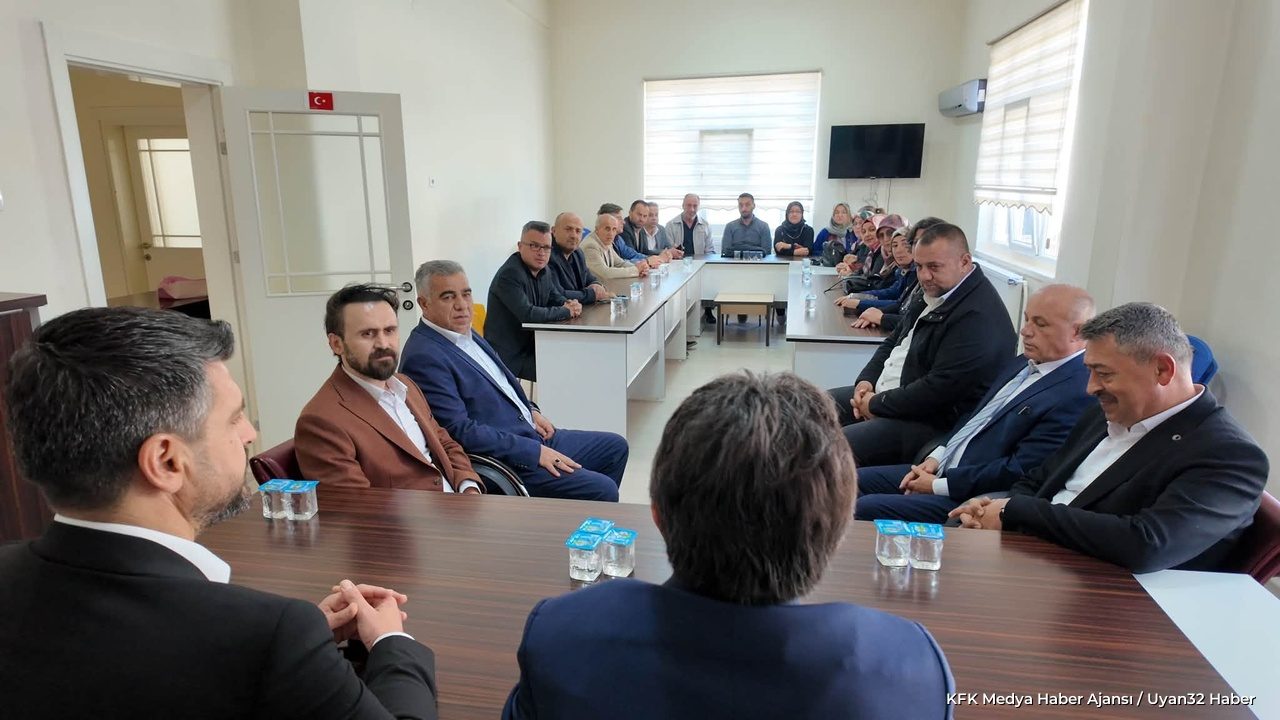 Şarkikaraağaç'ta 'Türkiye Yüzyılı' Zirvesi: Osman Sağlam Ziyaret Etti - Detay 3