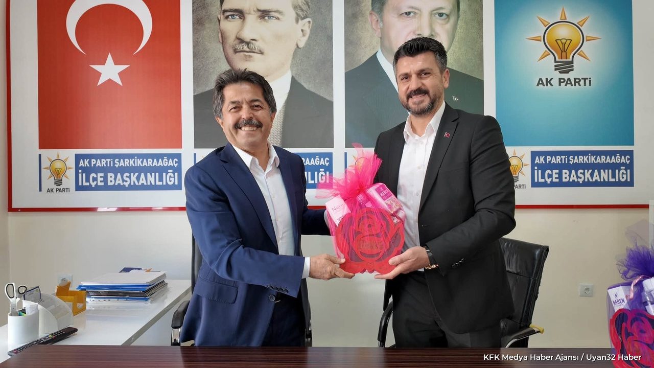 Şarkikaraağaç'ta 'Türkiye Yüzyılı' Zirvesi: Osman Sağlam Ziyaret Etti - Detay 5