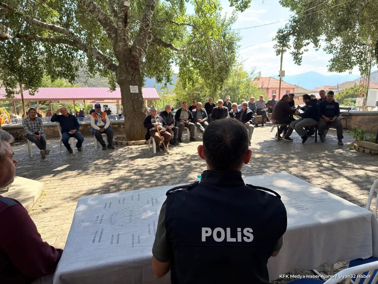 Şarkikaraağaç'ta Vatandaş ve Kurum Buluşmaları Sürüyor