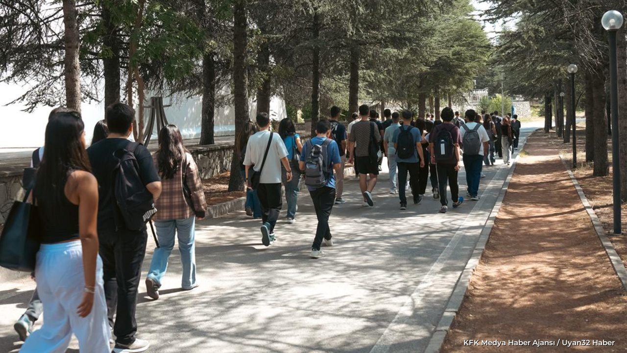 SDÜ'de 2026-2027 Akademik Yılı Başladı: Kampüs Yeniden Canlandı