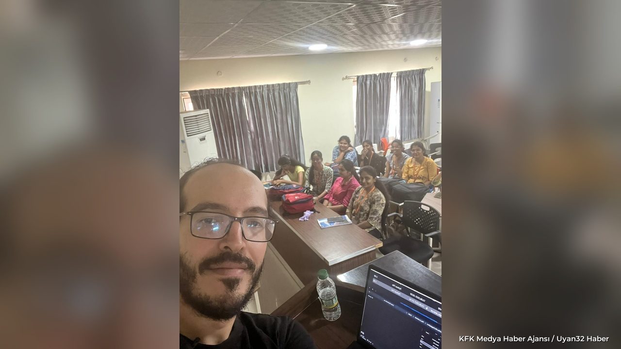 SDÜ'lü Prof. Dr. Utku Köse Hindistan'da Yapay Zeka Dersleri Veriyor - Detay 2