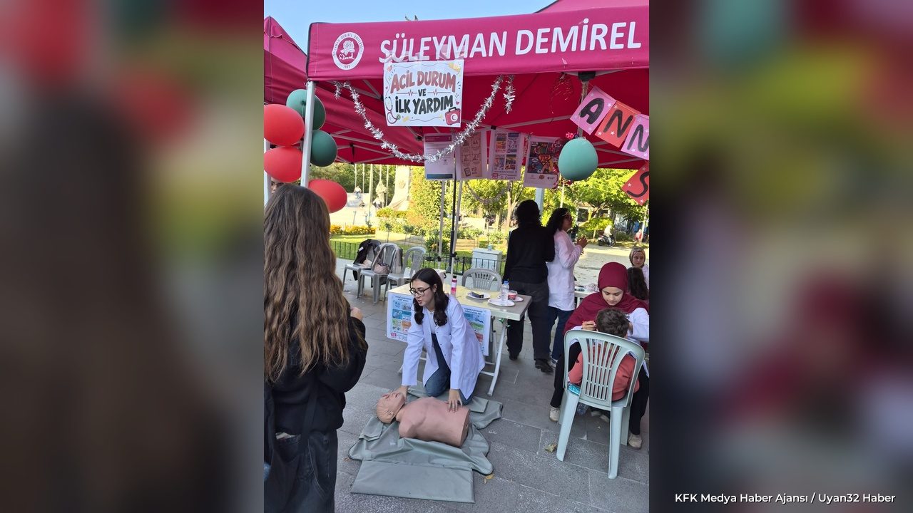 SDÜ’nün Genç Hekim ve Sağlıkçı Adayları Sahaya İndi - Detay 2