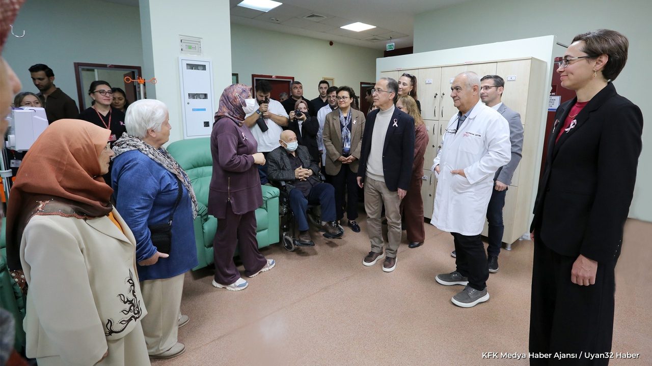 SDÜ Onkoloji Merkezi Yenilendi: Açılışta Pembe Kurdele Kesildi - Detay 2