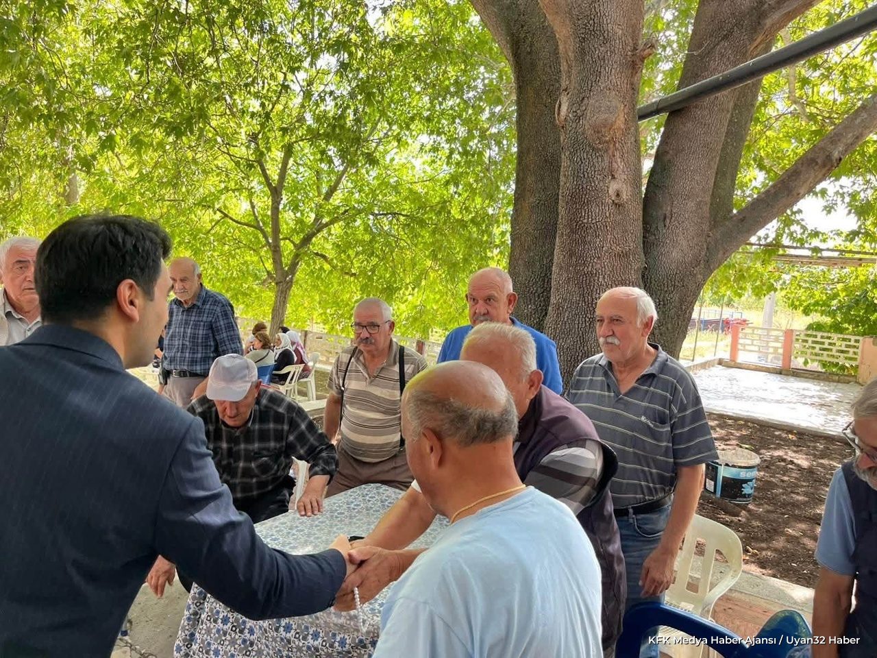 Senirkent Kaymakamı Bahar Uluğbey Köyü'nde İncelemelerde Bulundu - Detay 7