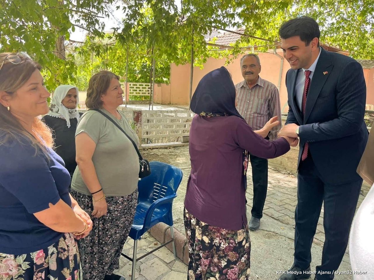 Senirkent Kaymakamı Bahar Uluğbey Köyü'nde İncelemelerde Bulundu - Detay 8