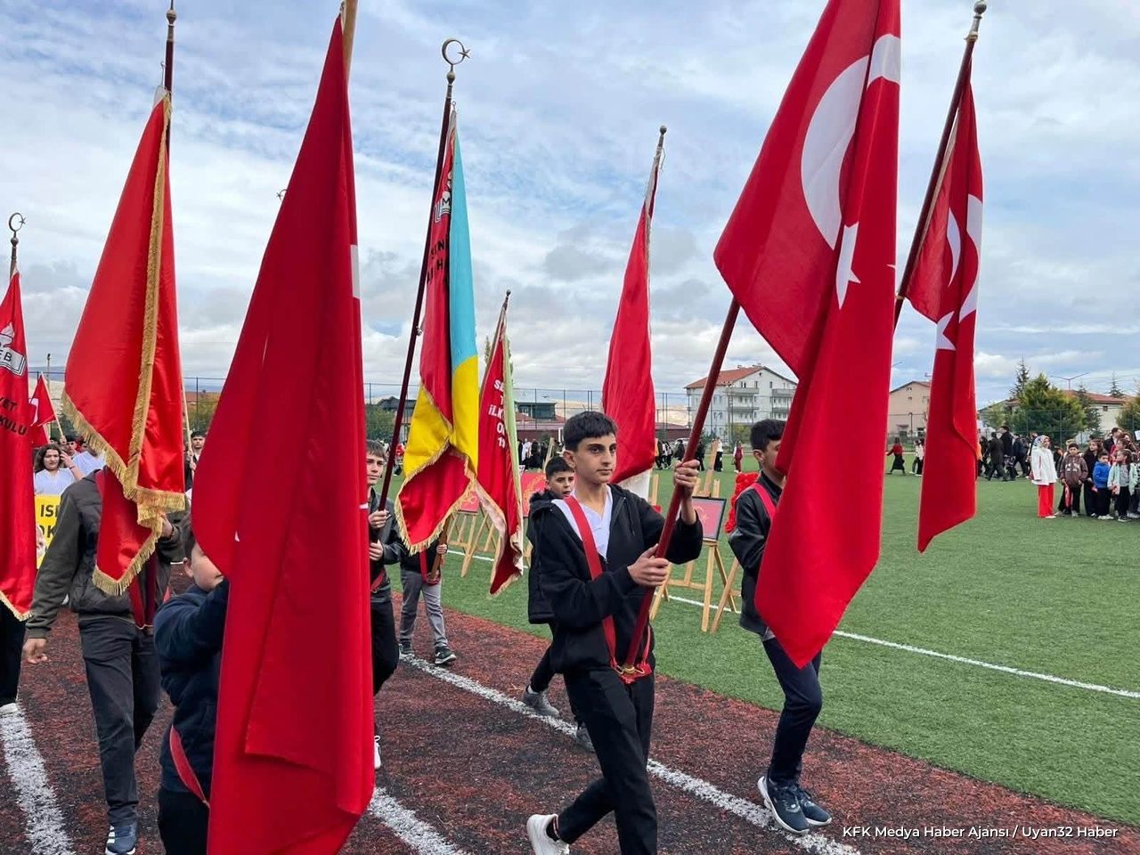 Senirkent'te 29 Ekim Cumhuriyet Bayramı Coşkuyla Kutlandı