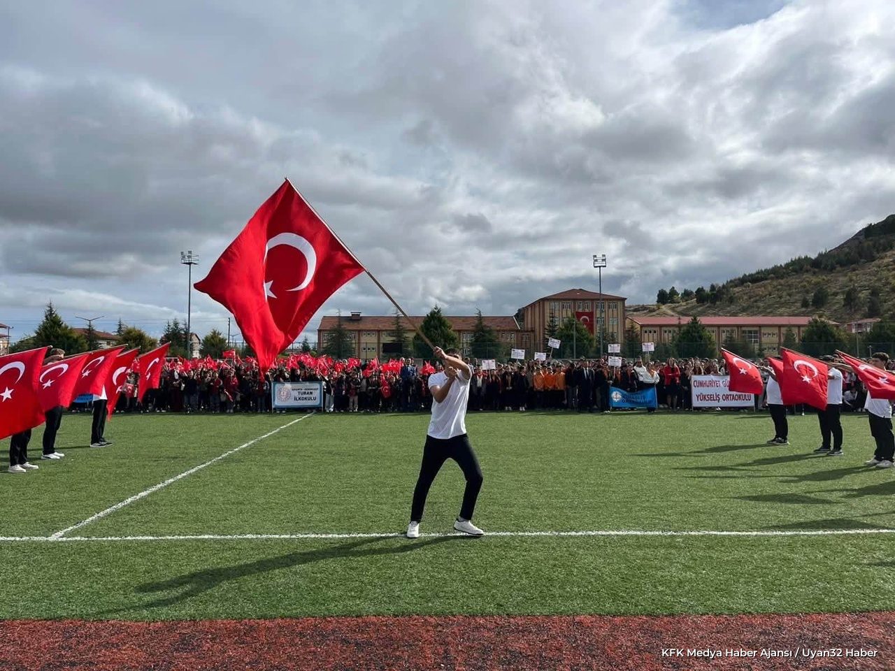 Senirkent'te 29 Ekim Cumhuriyet Bayramı Coşkuyla Kutlandı - Detay 5