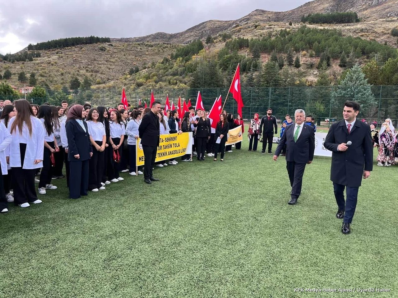 Senirkent'te 29 Ekim Cumhuriyet Bayramı Coşkuyla Kutlandı - Detay 8