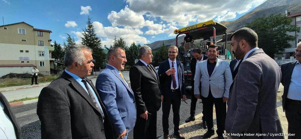 Senirkent'te Sıcak Asfalt Çalışmaları Başladı: Yollar Yenileniyor - Detay 2