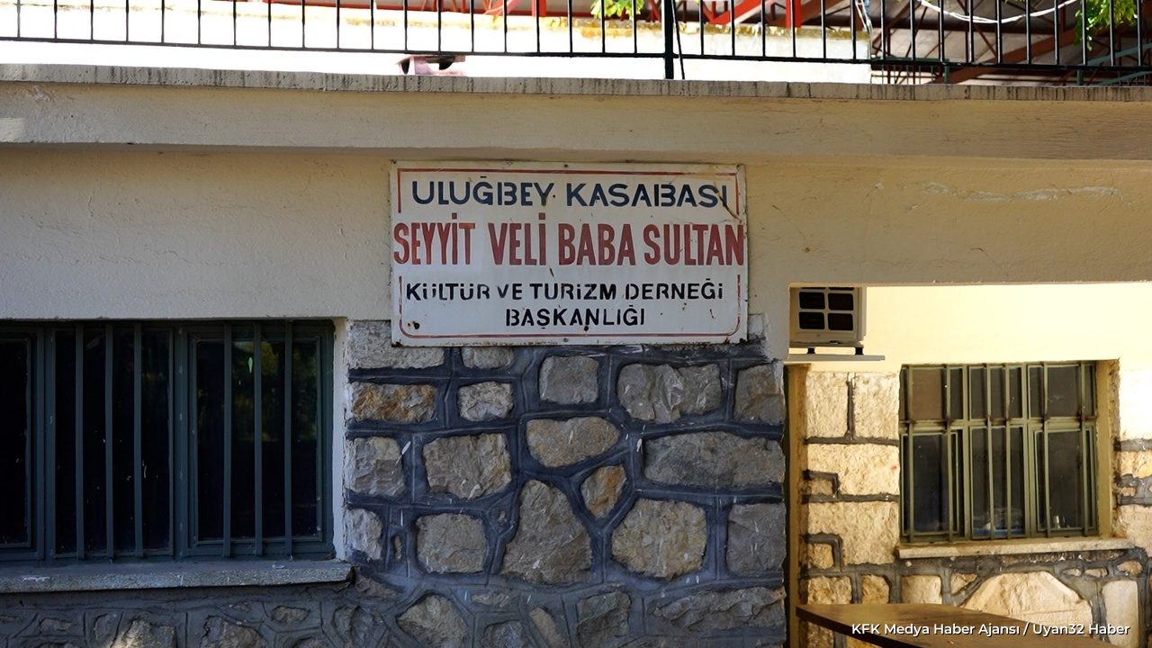 Seyit Veli Baba Sultan Türbesi ve Asırlık Gelenekler - Detay 4