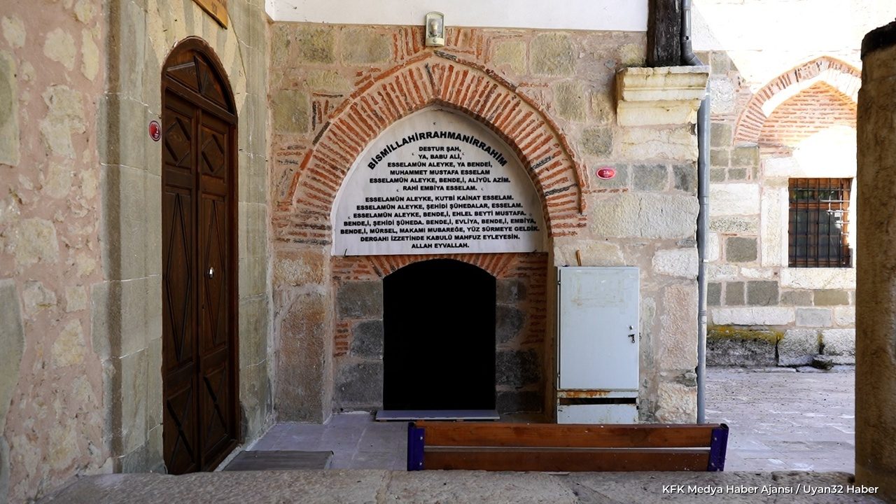 Seyit Veli Baba Sultan Türbesi ve Asırlık Gelenekler - Detay 5