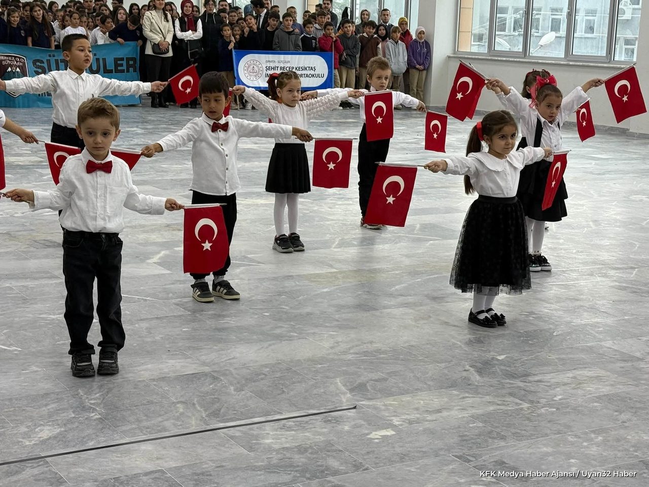 Sütçüler’de Cumhuriyet Bayramı Coşkuyla Kutlandı - Detay 8