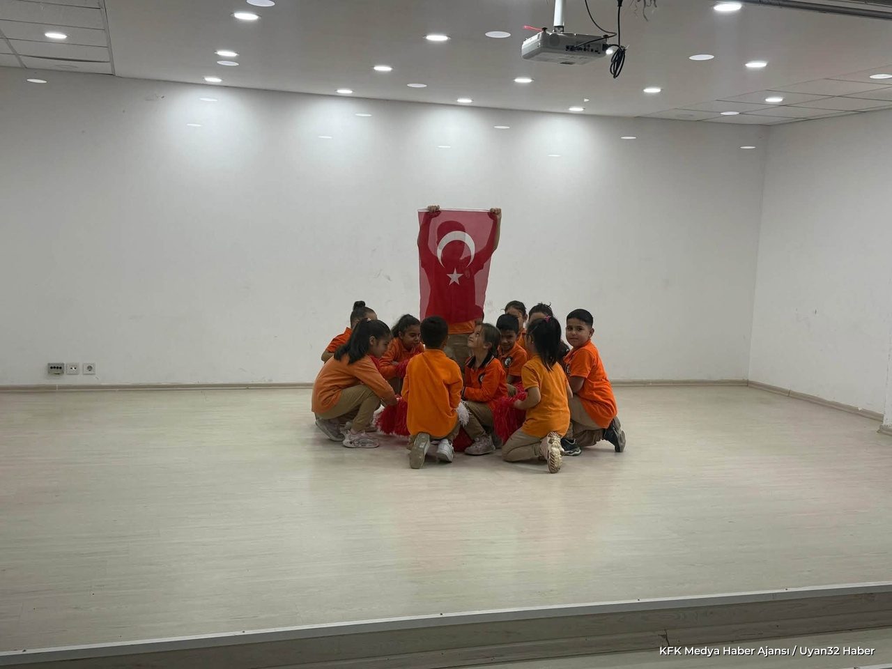 Sütçüler'de İlköğretim Haftası Coşkuyla Kutlandı