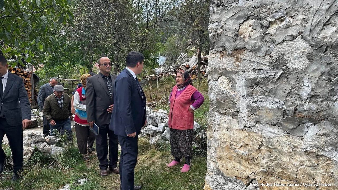 Sütçüler Kaymakamı Beydili'de Yol Çalışmaları İnceledi - Detay 4