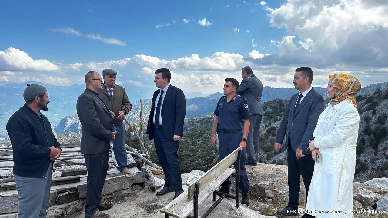 Sütçüler Kaymakamı Beydili'de Yol Çalışmaları İnceledi - Detay 5