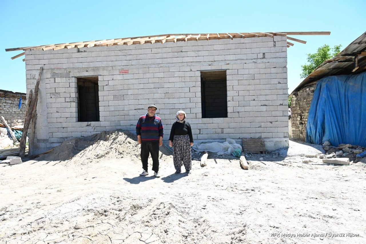 Tandırda Yaşayan Çifte Isparta Belediyesi El Uzattı
