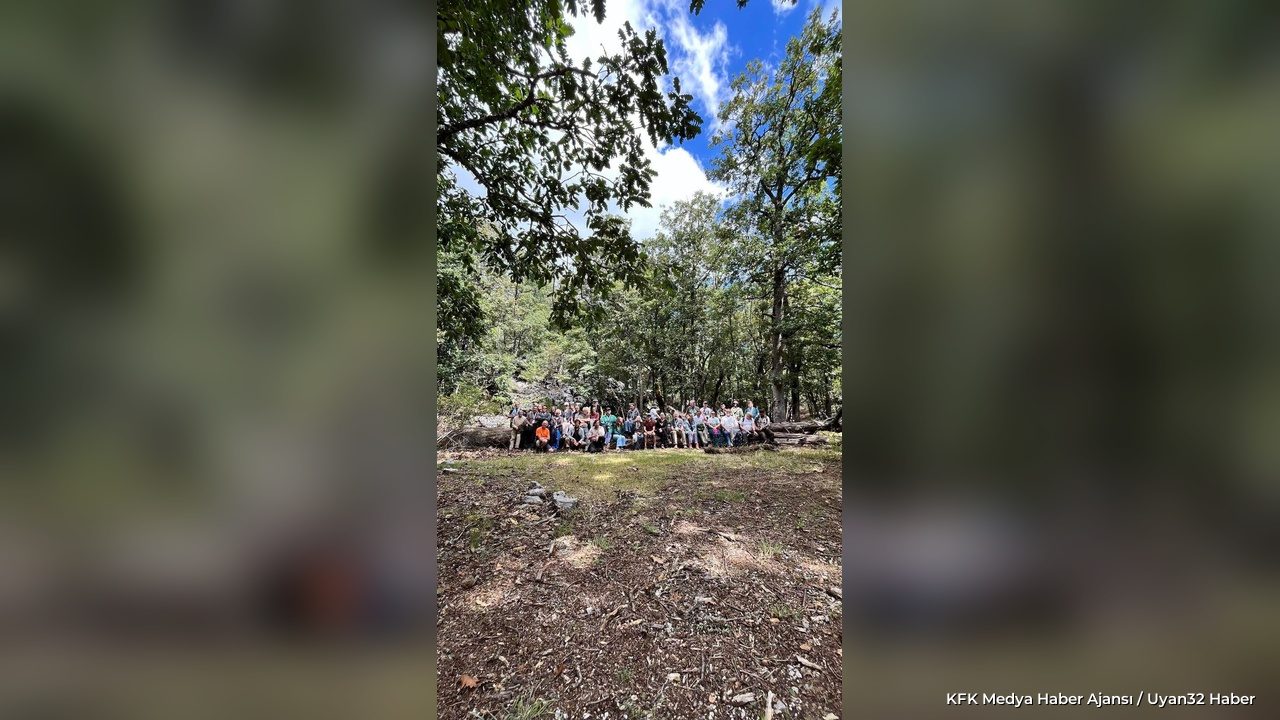 Uluslararası Heyet Isparta'nın Kasnak Meşesini İnceledi
